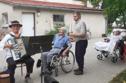 Spoločná opekačka - 20210625_091313